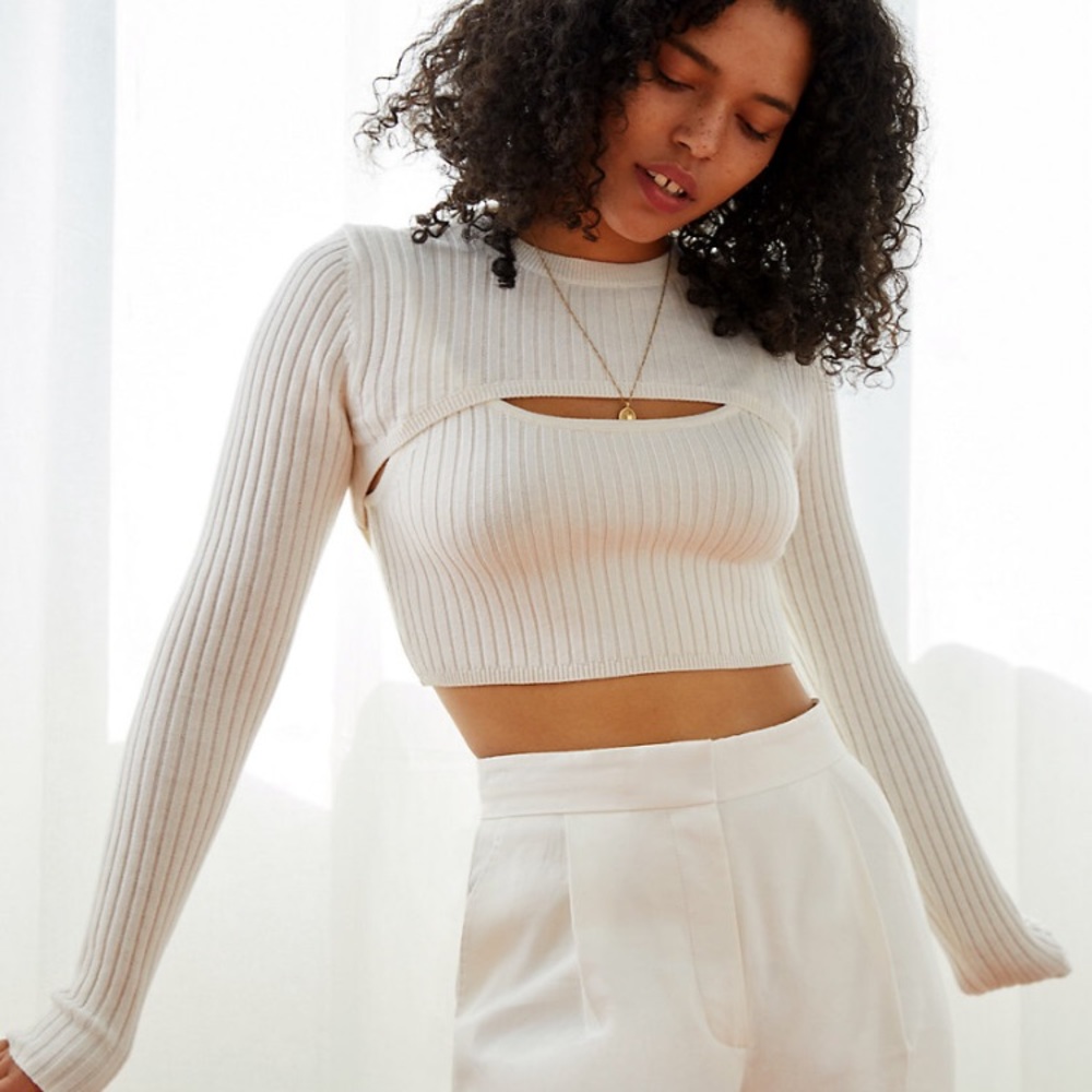 NWT Black Cropped Shrug Wilfred